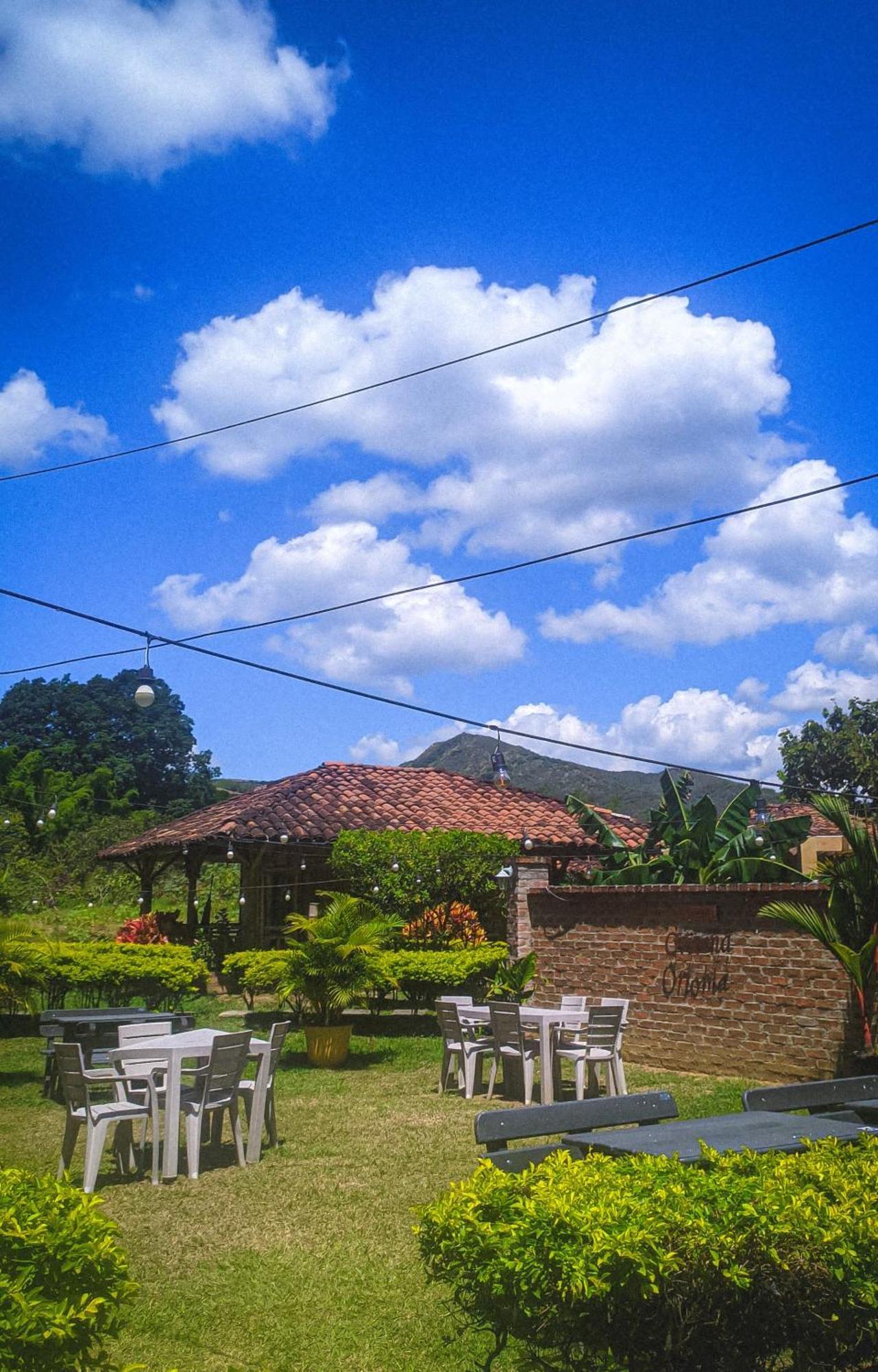 Hotel Campestre Campos Verdes Roldanillo Buitenkant foto